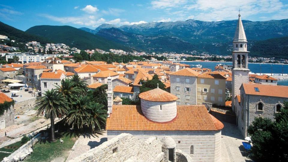 Nekretnine u Budvi koštaju kao u Zagrebu: U Dubrovniku gotovo duplo skuplje | Radio Televizija Budva