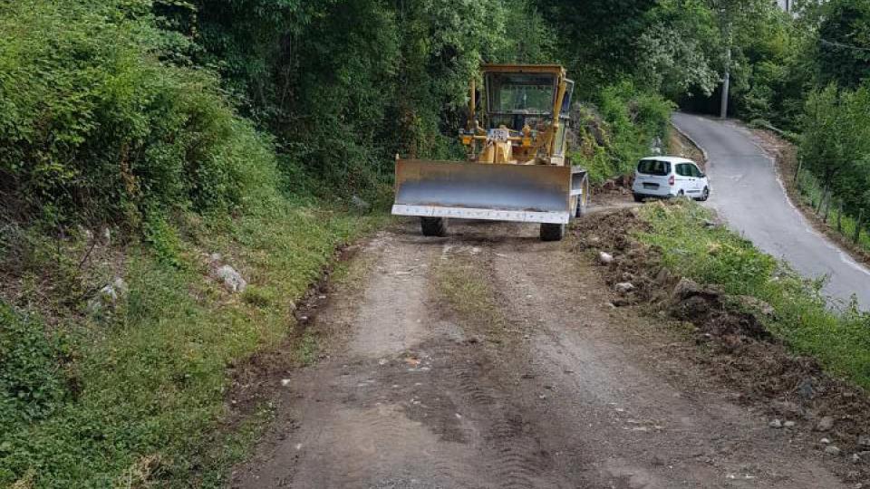 Započeti radovi na asfaltiranju lokalnih puteva u Lapčićima | Radio Televizija Budva