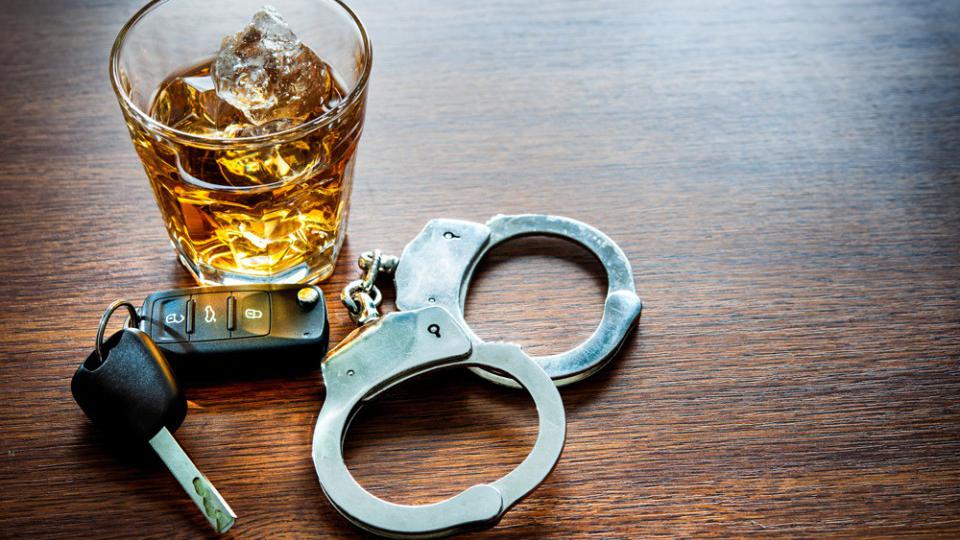 Sud za prekršaje Budva: Zatvor za Tivćanina koji je vozio pod dejstvom alkohola | Radio Televizija Budva