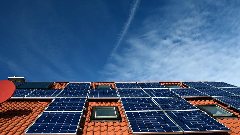 Solarni paneli na tri hiljade kuća | Radio Televizija Budva