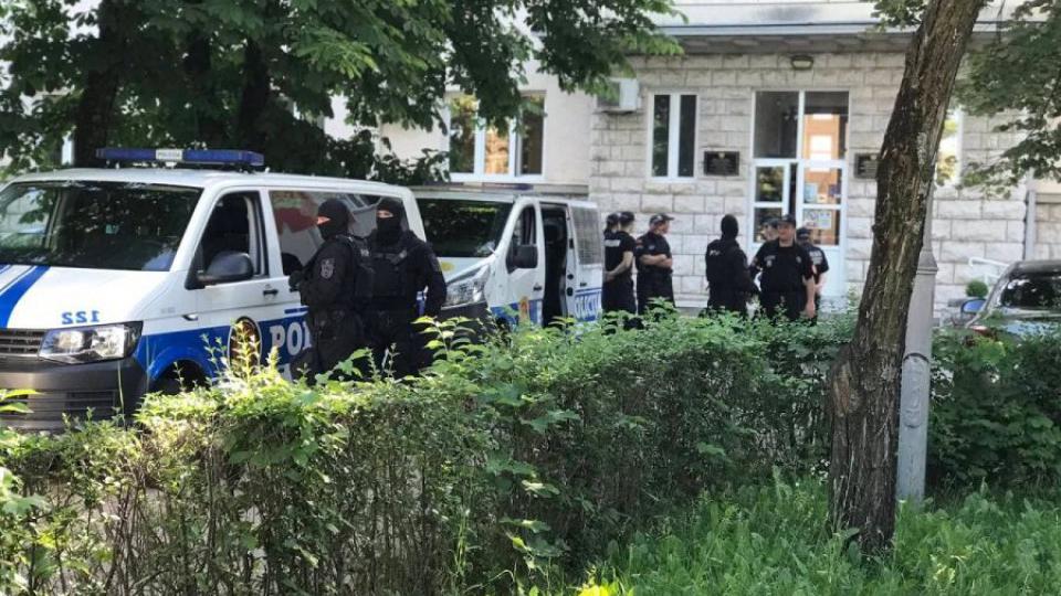 Uhapšeno šest osoba osumnjičenih za prodaju droge, jedna u Budvi | Radio Televizija Budva