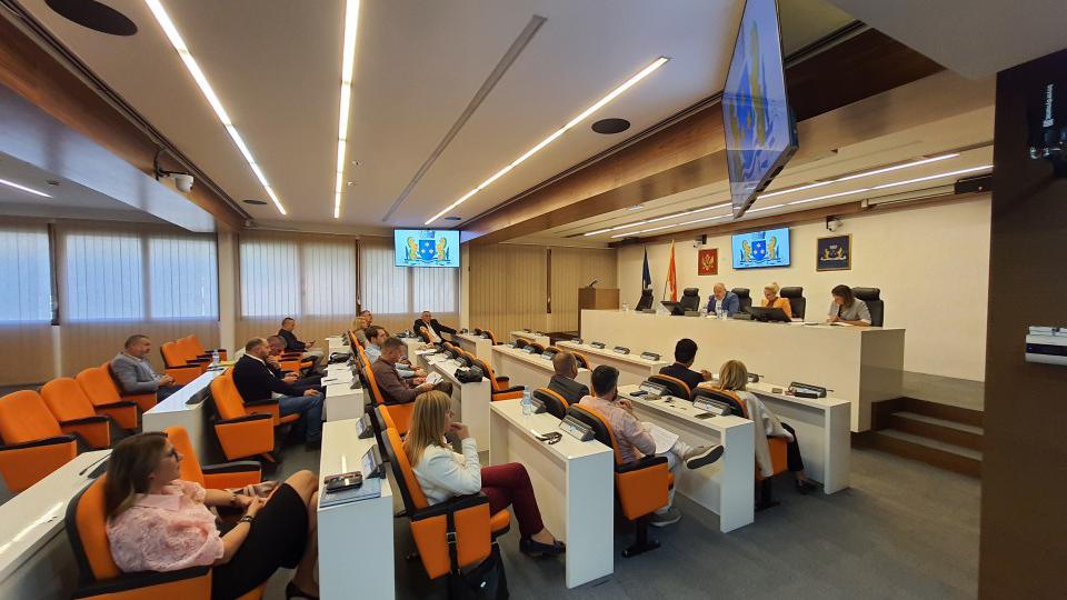 (VIDEO) Odbor povjerenika Opštine Budva usvojio sve tačke dnevnog reda | Radio Televizija Budva