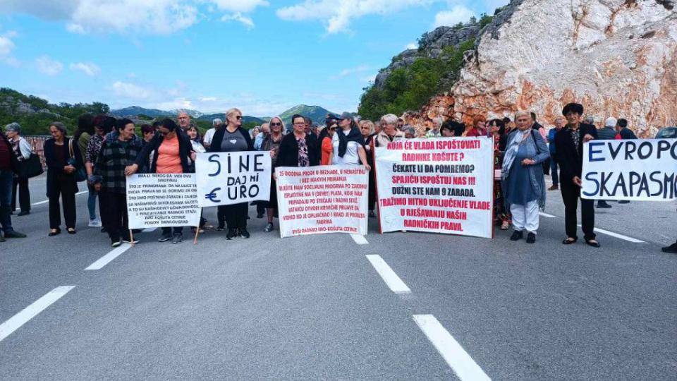 Bivši radnici Košute: Ponovo blokada puta, očekuju da ih Spajić pomene | Radio Televizija Budva