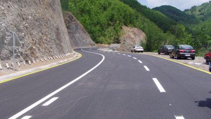 Izmjena režima saobraćaja zbog asfalterskih radova | Radio Televizija Budva