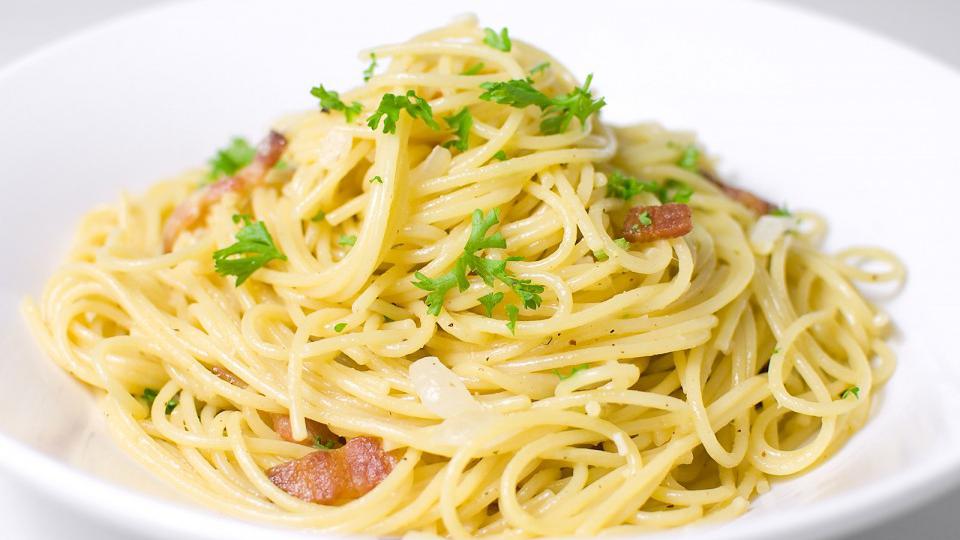 Originalan recept za špagete karbonara | Radio Televizija Budva