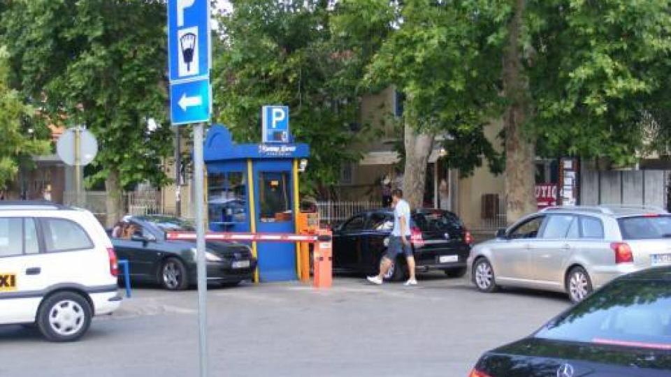 Niže cijene parkiranja za građane Budve? | Radio Televizija Budva