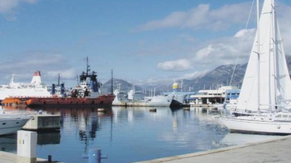 Mediteranska fešta u barskoj marini: Defile starih brodova | Radio Televizija Budva