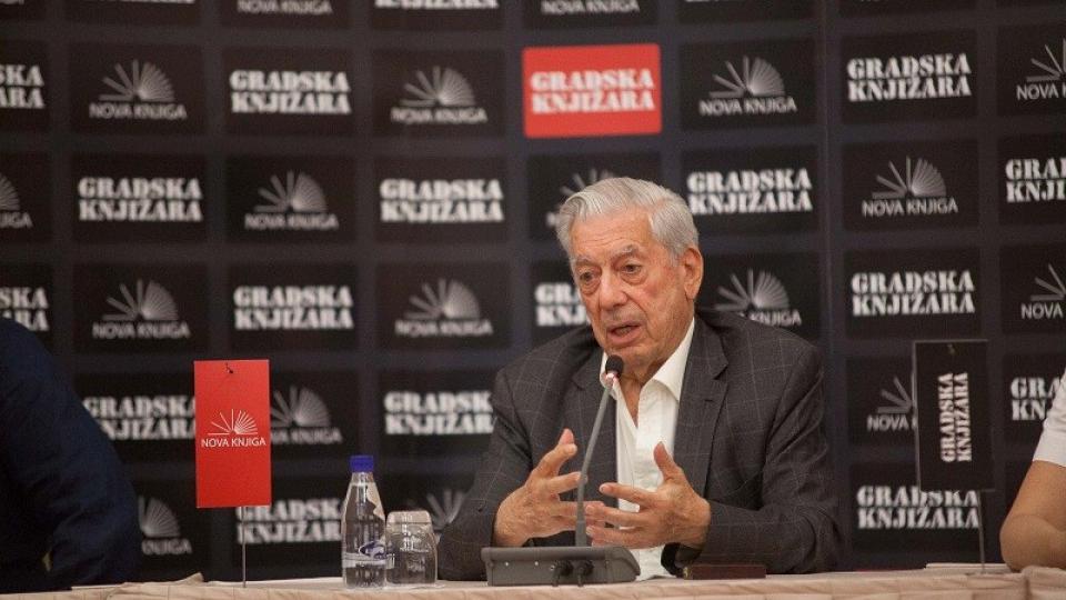Vargasu Ljosi uručen književni zlatnik | Radio Televizija Budva