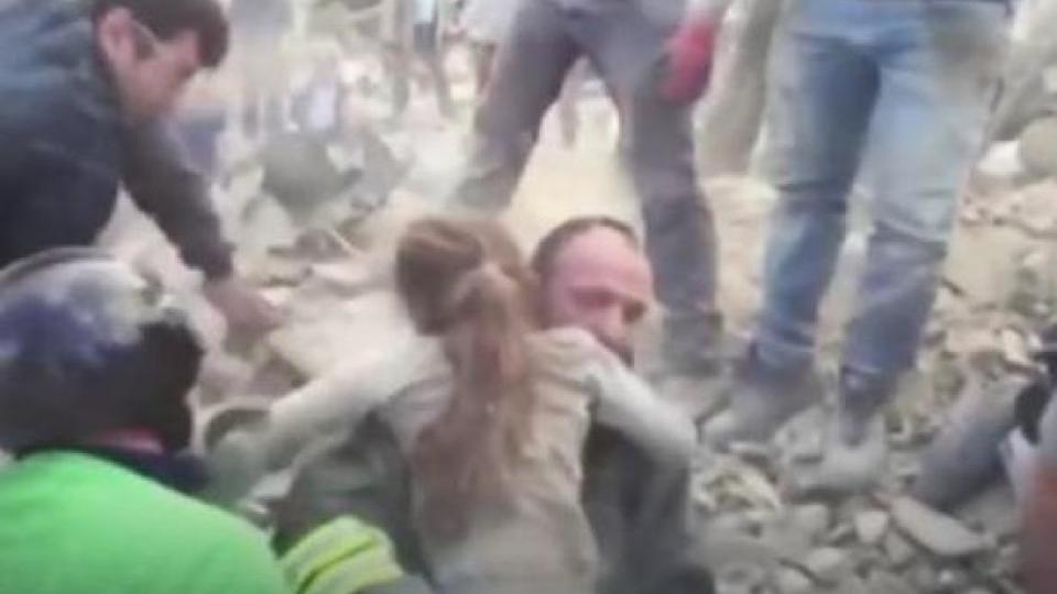 VIDEO: Zemljotres u Italiji: Djevojčica spasena nakon što je 17 sati provela pod ruševinama | Radio Televizija Budva