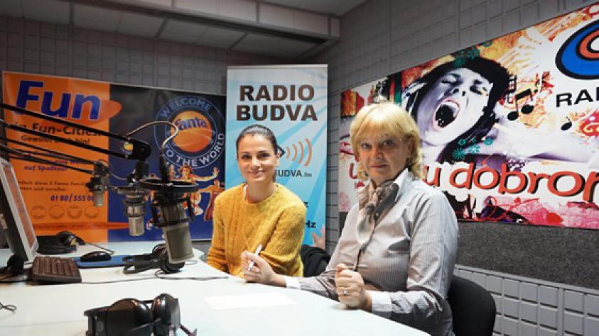 Rotarakt klub Budva ugostili mališane iz Dječijeg doma Mladost | Radio Televizija Budva