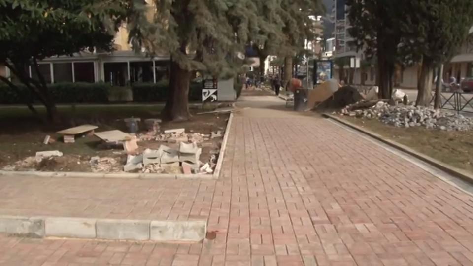 Započeti radovi na poravnanju trotoara, građani nemaju razloga za brigu | Radio Televizija Budva