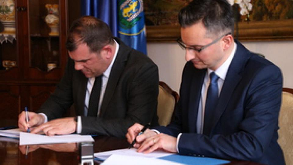 Potpisan Sporazum o saradnji između Opštine Budva i Opštine Kamnik | Radio Televizija Budva