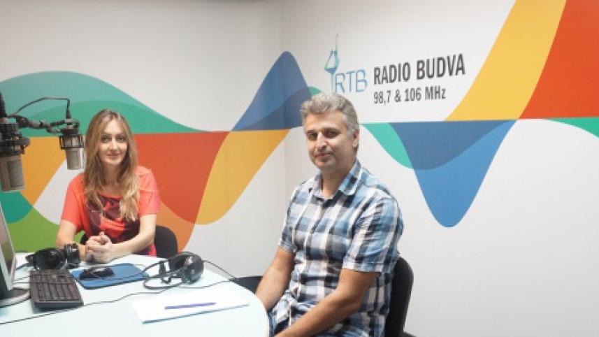 Davidović: Smanjićemo broj privremenih objekata na udarnim lokacijama | Radio Televizija Budva