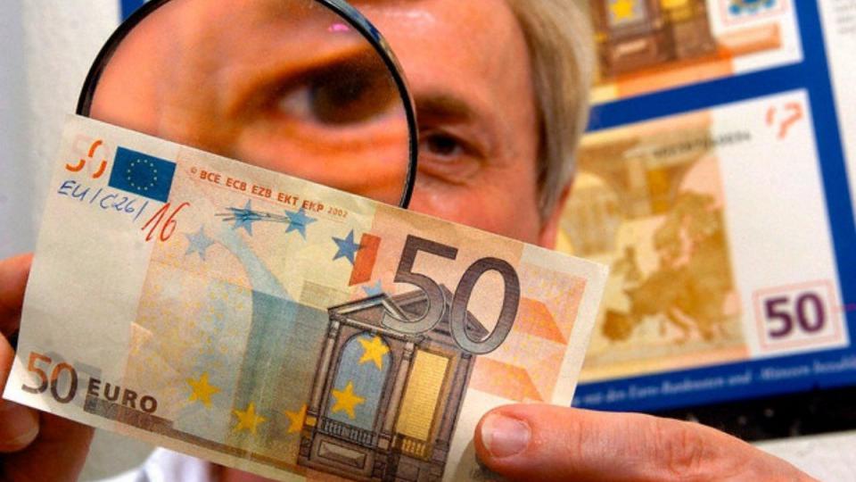 Otkriveno 26,31 hiljadu eura falsifikovanog novca | Radio Televizija Budva
