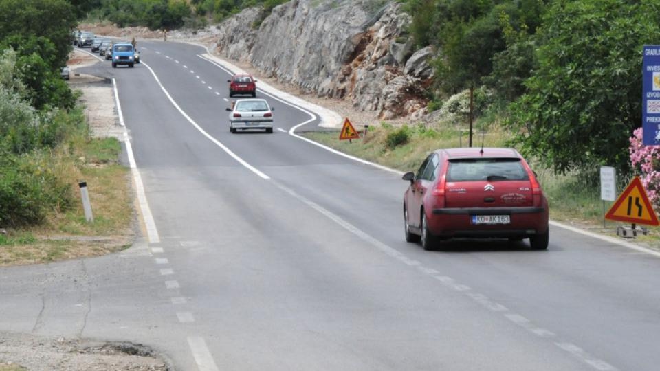 U Crnoj Gori jutros povoljni uslovi za vožnju | Radio Televizija Budva