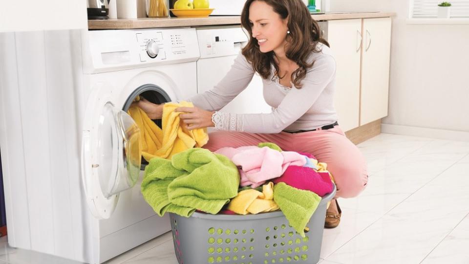 Greške koje pravimo pri pranju i održavanju odjeće | Radio Televizija Budva