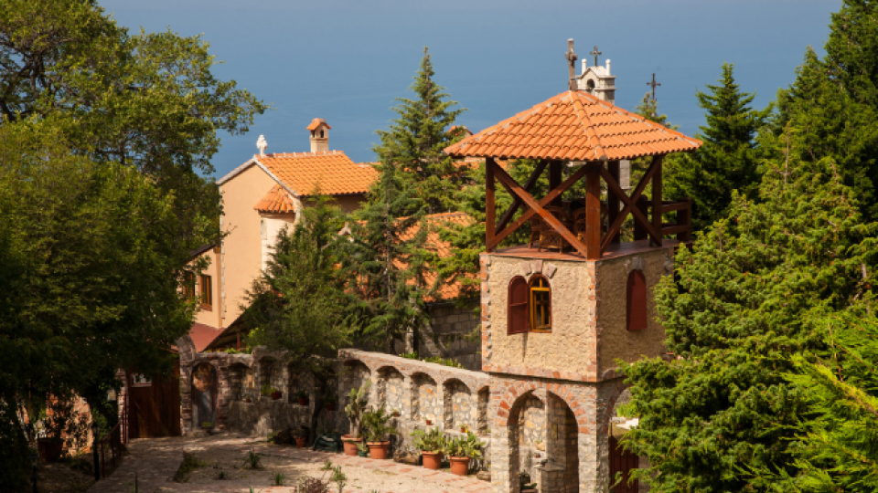 Manastir Rustovo - mjesto od kojeg zastaje dah | Radio Televizija Budva
