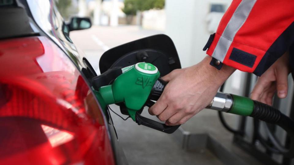 Benzin skuplji do 6 centi, dizel bez promjene | Radio Televizija Budva