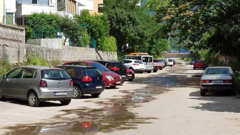 Parkiranje u Grđevici: Ko je zatajio? | Radio Televizija Budva