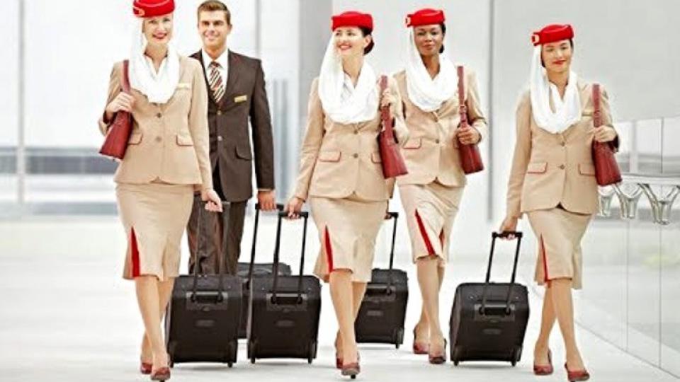 Najveća svjetska aviokompanija u Budvi traži kabinsko osoblje i nudi platu od preko 2.000 eura | Radio Televizija Budva