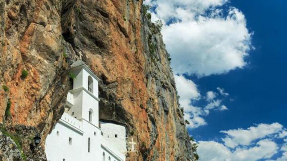 Manastir Ostorg - Svetinja koja spaja ljude | Radio Televizija Budva
