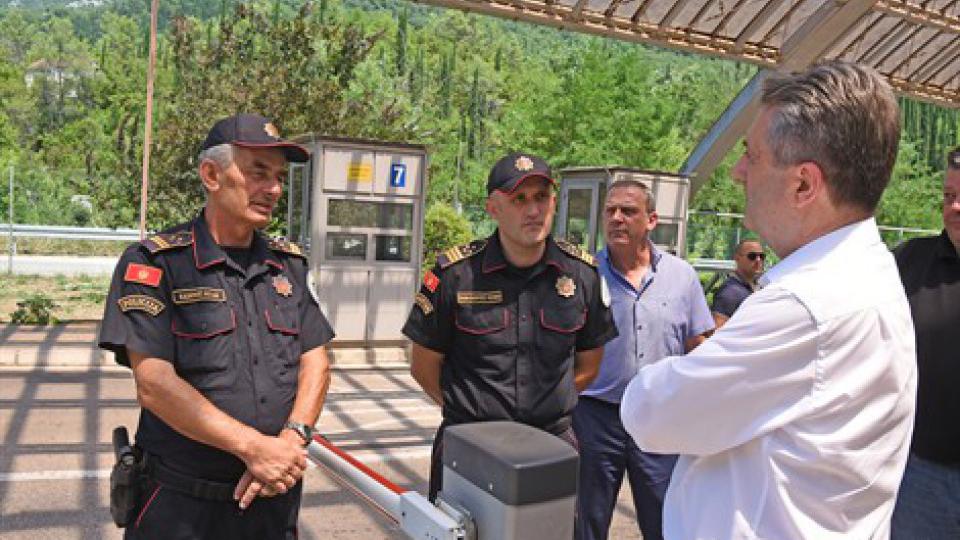 Timski rad sa policijama regiona uliva povjerenje turistima | Radio Televizija Budva