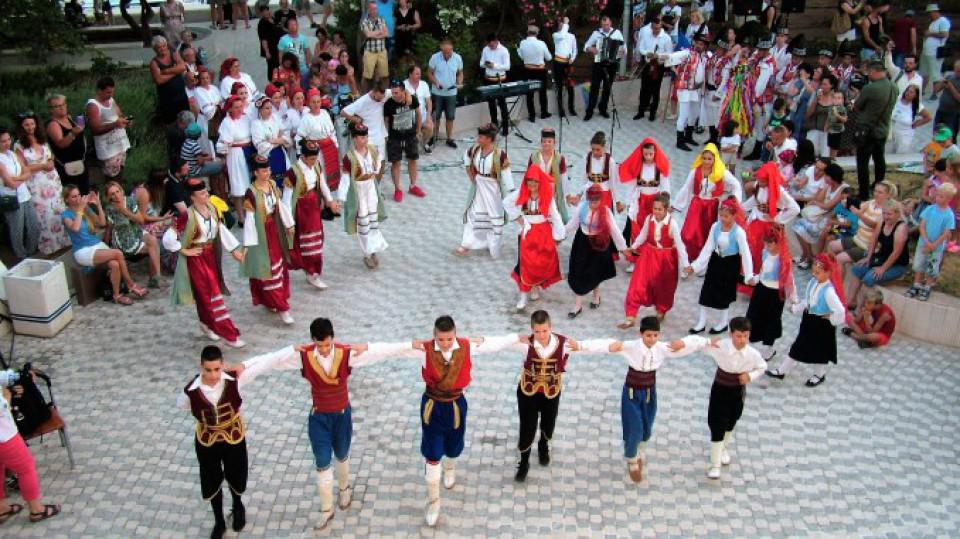 Međunarodni folklorni festival večeras u Petrovcu | Radio Televizija Budva