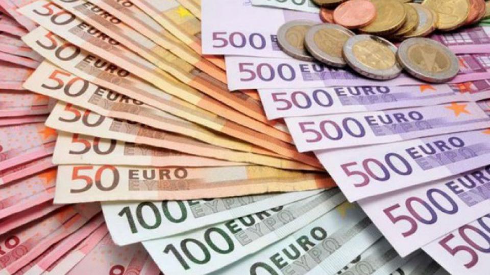 71 građanin ima milione u bankama, najbogatiji čuva 32 miliona eura | Radio Televizija Budva