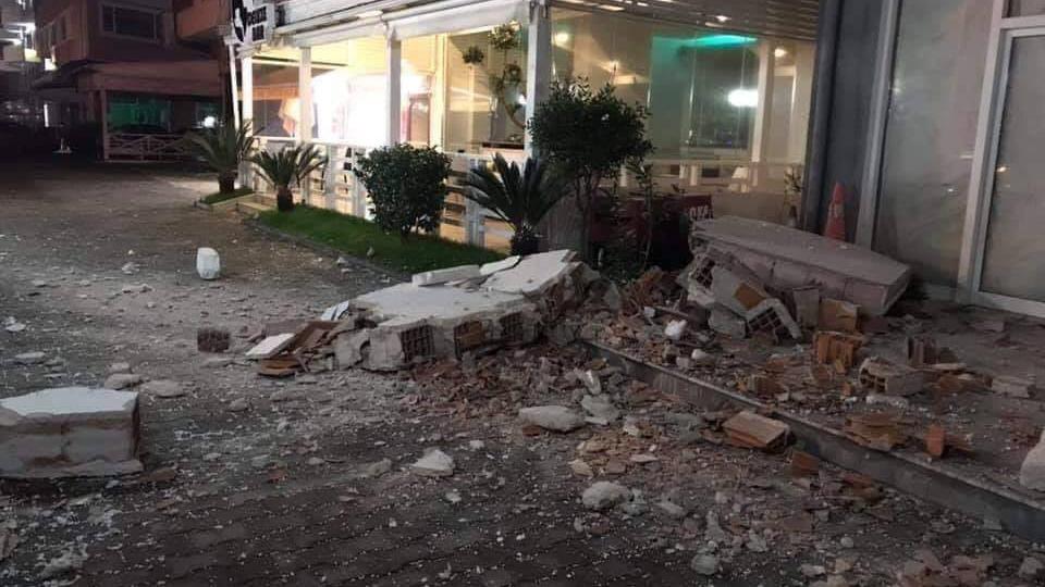VIDEO: Srušena zgrada u Draču posle zemljotresa | Radio Televizija Budva