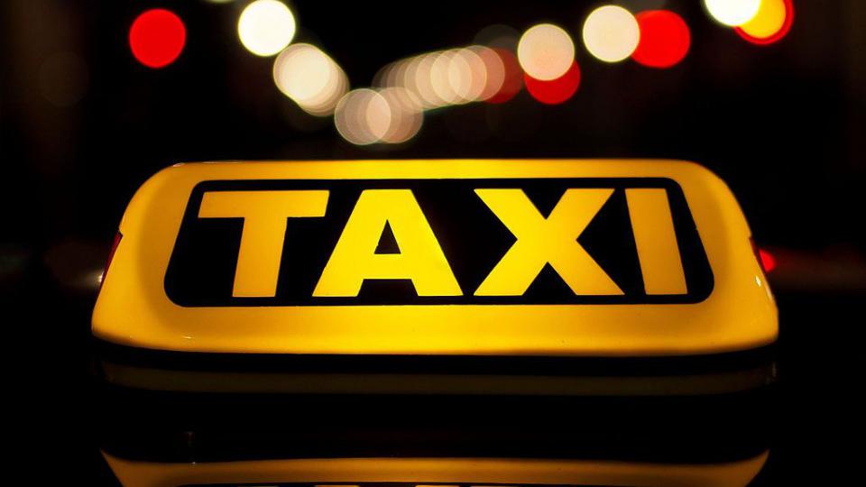 Registarska kasa obavezna za sve taksi prevoznike | Radio Televizija Budva
