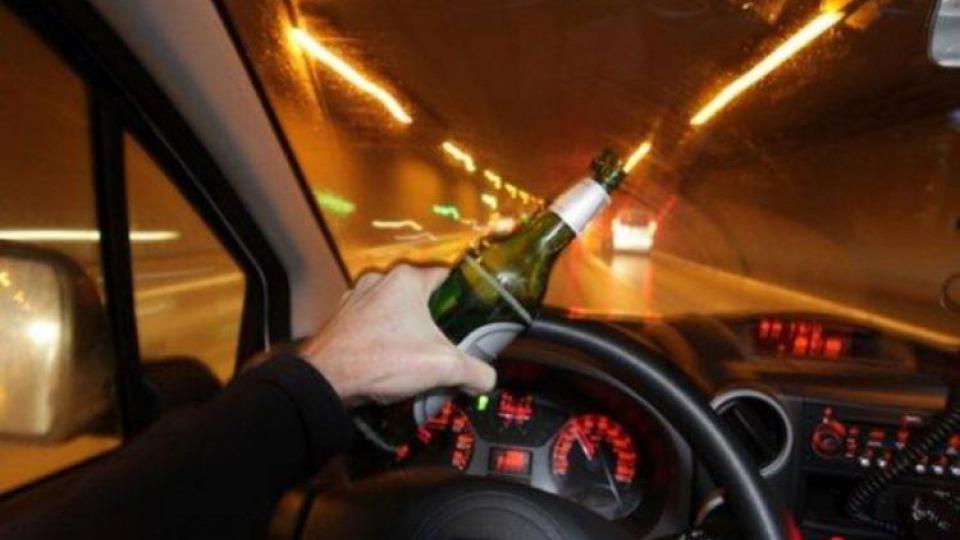 Tokom vikenda uhapšeno 35 vozača koji su upravljali vozilom pod dejstvom alkohola | Radio Televizija Budva