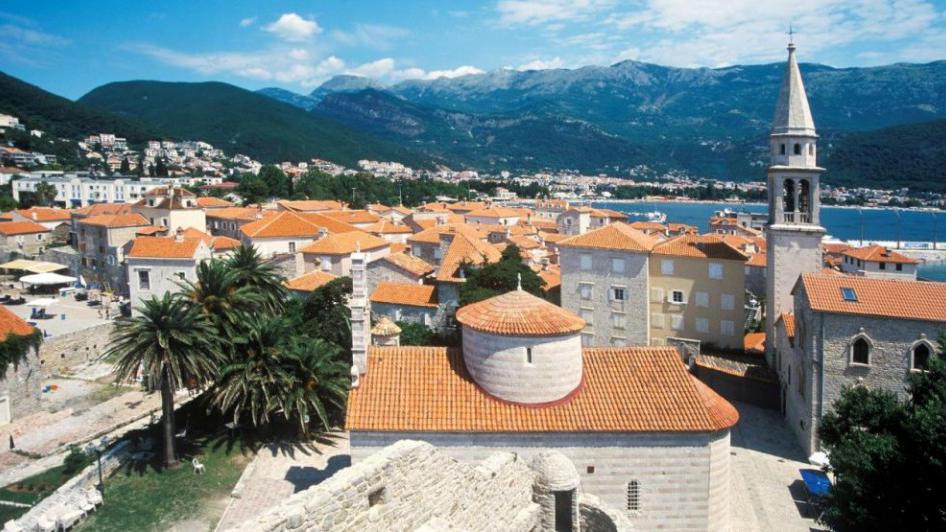 URA i Crnogorska: Paljenje zastave maligna provokacija | Radio Televizija Budva