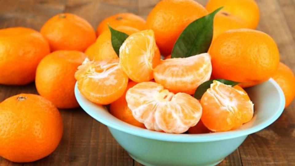 Uništeno šest tona mandarina i 16.000 piladi | Radio Televizija Budva