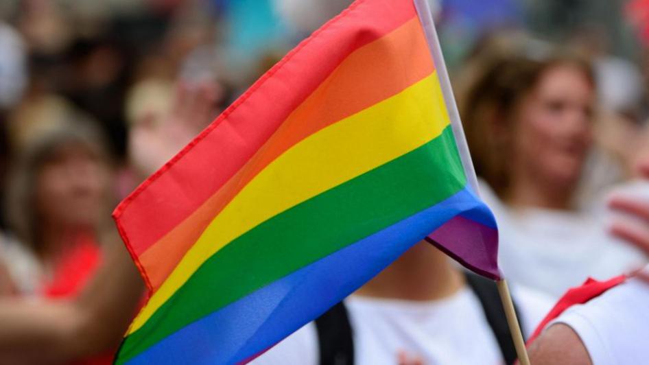 CEDEM: Trećina građana ne želi da živi u istoj državi sa LGBTI osobama | Radio Televizija Budva