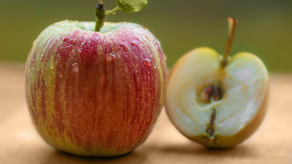 Jedite jabuke, čuvaju pluća i jačaju imunitet | Radio Televizija Budva
