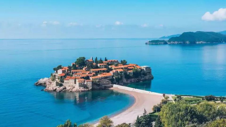 Ministarstvo traži zastupnike u arbitraži sa Adriatic Properties-om | Radio Televizija Budva