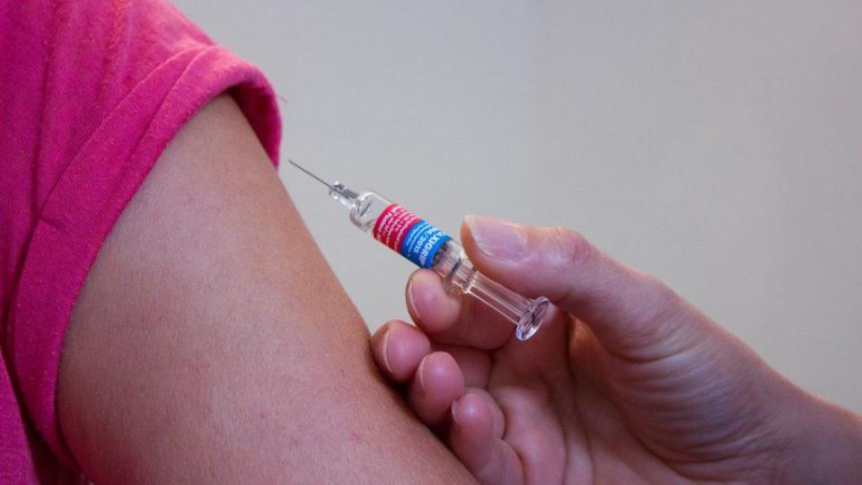 Vakcine protiv sezonskog gripa krajem oktobra | Radio Televizija Budva