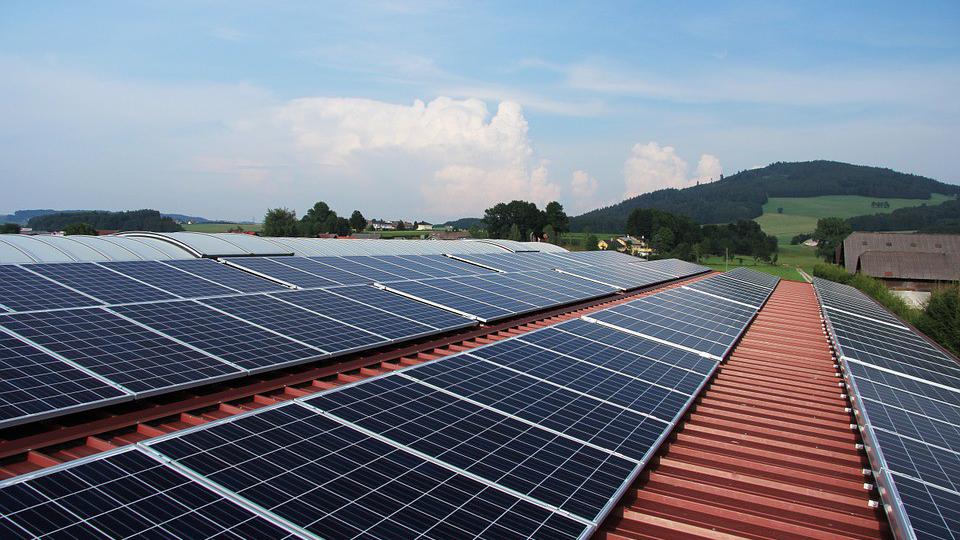 EPCG ulaže skoro milion eura u nabavku fotonaponskih modula za projekat Solari | Radio Televizija Budva