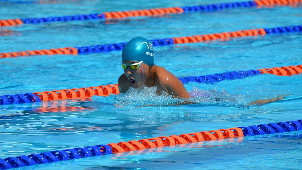 Milenković pliva na Svjetskom juniorskom prvenstvu u Izraelu | Radio Televizija Budva