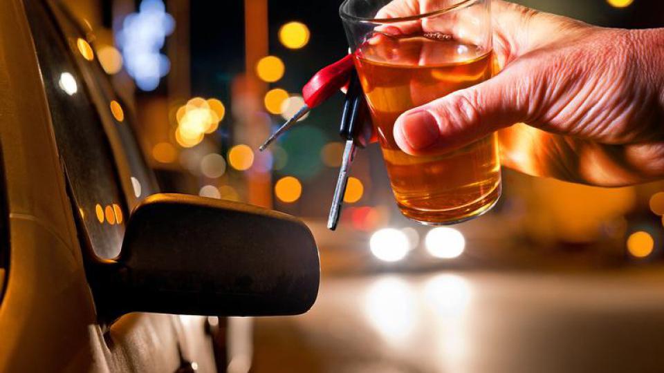 Za vikend zbog alkohola uhapšena 52 vozača | Radio Televizija Budva