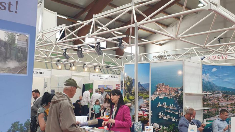Turistička ponuda Crne Gore predstavljena u Prištini i Lukavcu | Radio Televizija Budva