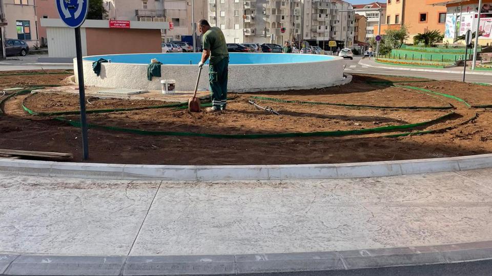 Sa terena: Radovi na fontani ulaze u završnu fazu | Radio Televizija Budva