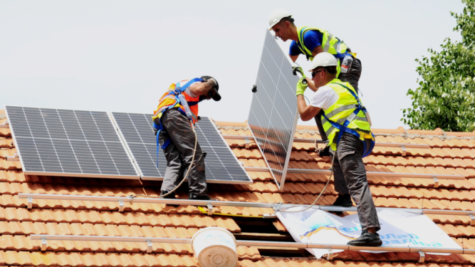 Otplata solarnih elektrana tek od 1. aprila naredne godine | Radio Televizija Budva