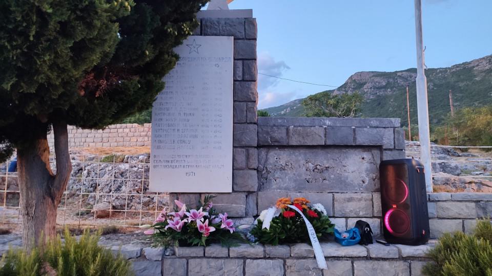 (VIDEO/FOTO) Položeni vijenci na spomenik palim borcima na Čelobrdu | Radio Televizija Budva