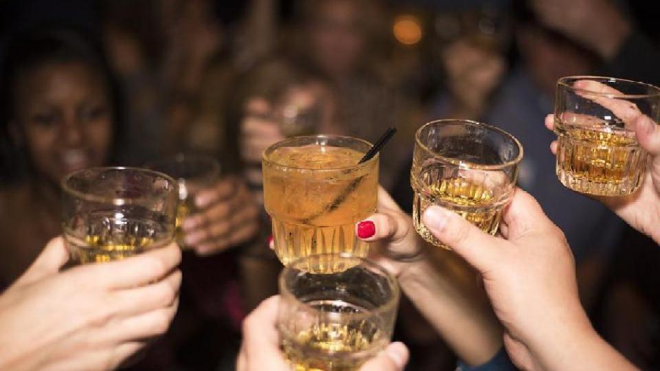 Neumjerena konzumacija alkohola povećava šansu za razvoj jedne vrste bolesti | Radio Televizija Budva