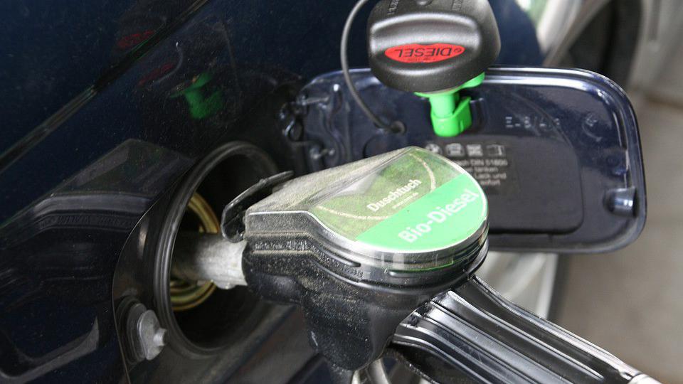 Za sada bez smanjivanja akciza na gorivo | Radio Televizija Budva