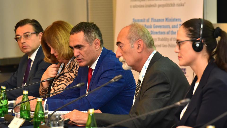 Damjanović na samitu u Bečićima: Unaprjeđenje dijaloga i saradnje svih finansijskih institucija regiona  važniji nego ikada | Radio Televizija Budva