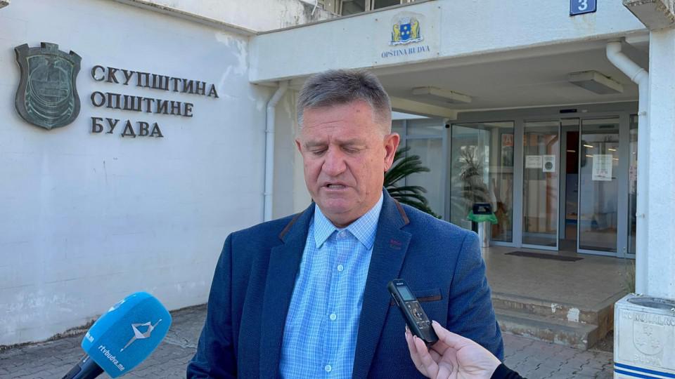 (VIDEO) Vujičić: Božović i Krapović da uvjere građane da neće biti nesuglasica ukoliko dobiju podršku | Radio Televizija Budva