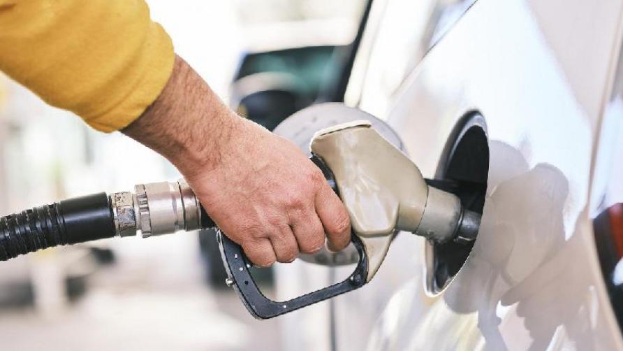 Akcize na benzin i gasna ulja umanjene 15 odsto | Radio Televizija Budva