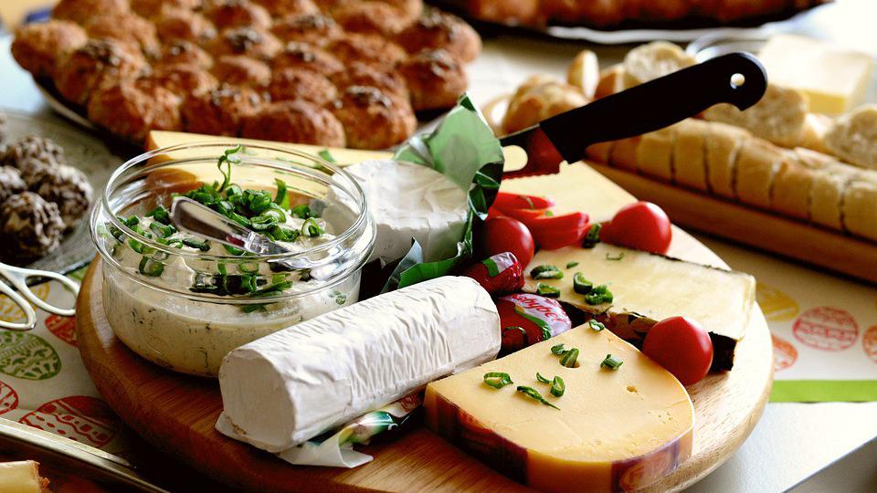 Koje vrste sireva možete da jedete ako imate visok nivo holesterola | Radio Televizija Budva